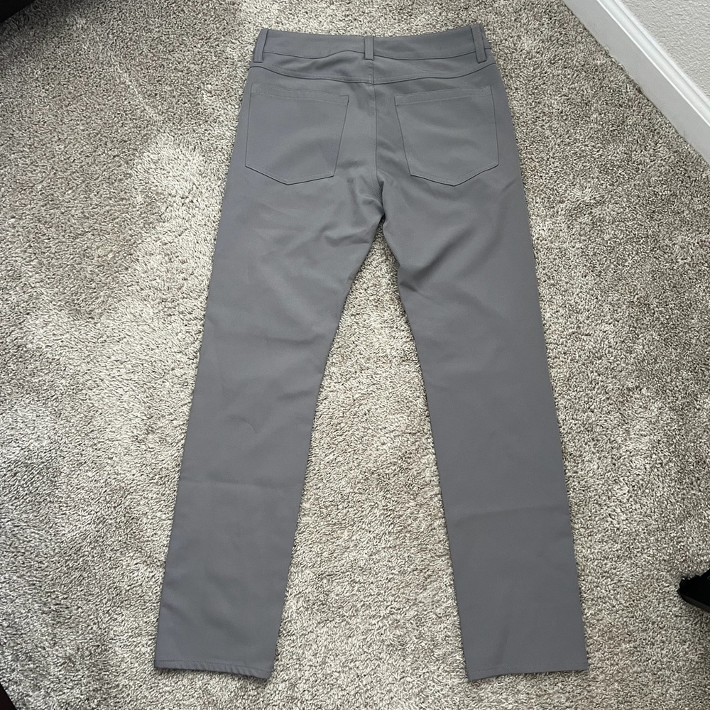 Vineyard Vines Performance Gray Pants - image 2
